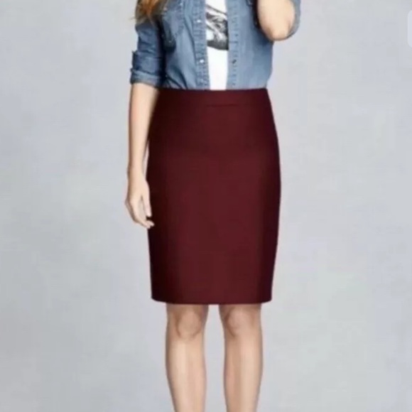 J. Crew Pencil Skirt Wool Burgundy Maroon Size 0P - Picture 1 of 10
